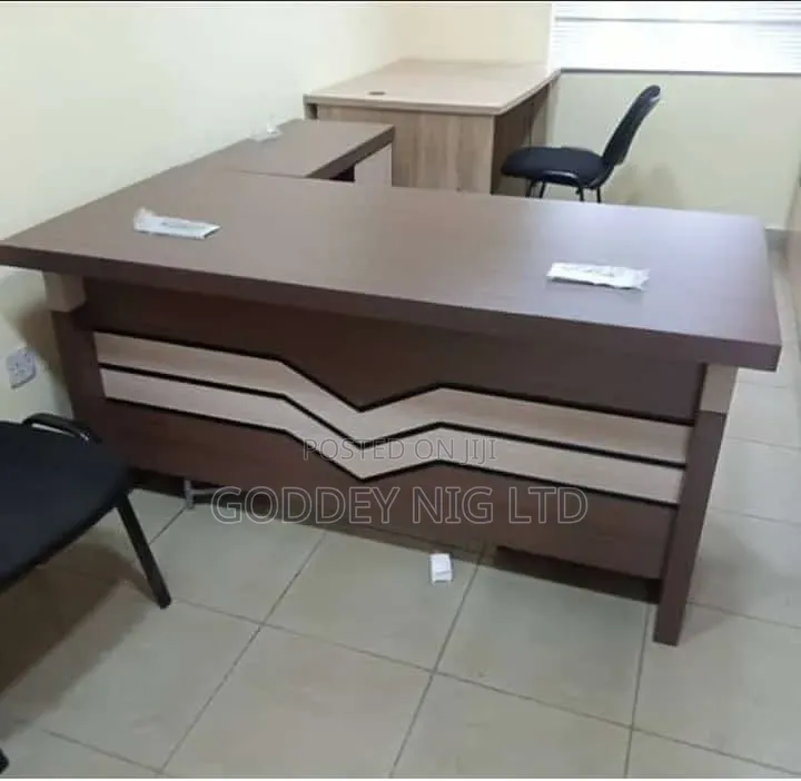 Quality Office Table and Drawer