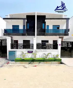 4bdrm Duplex in Ikota for sale