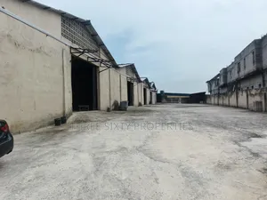 5-Bay Warehouse 2400sqm