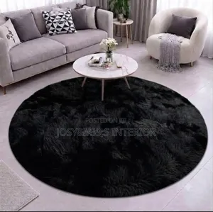 Fluffy Center Rug