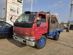 Toyota Dyna 150 Company Used 2RZ Engine