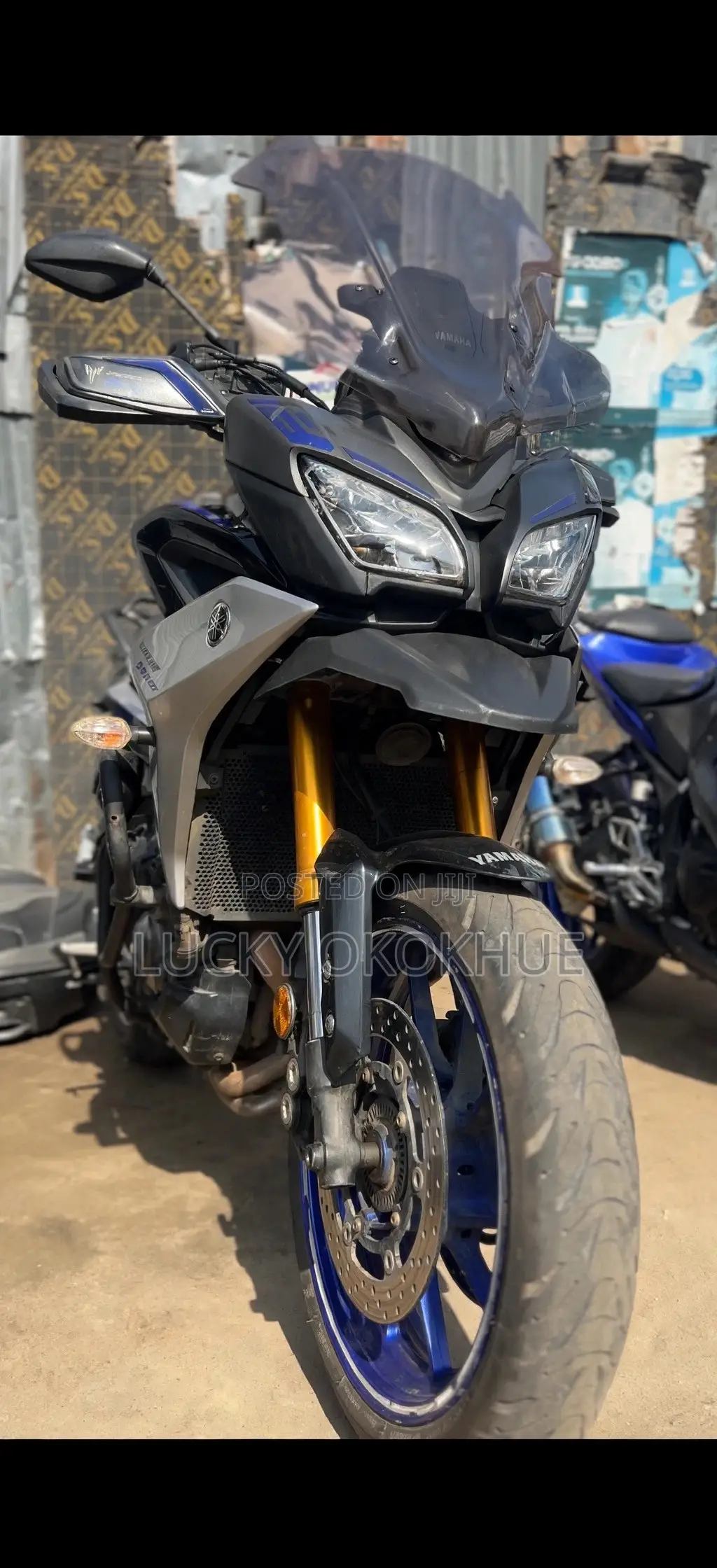 Yamaha 2020 Black