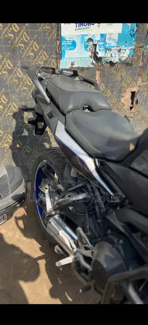 Yamaha 2020 Black