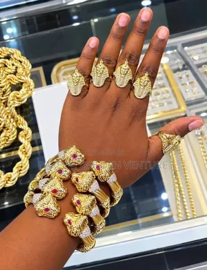 18karat Golden Chains and Pendants