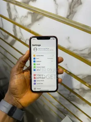 Apple iPhone 11 64 GB Red