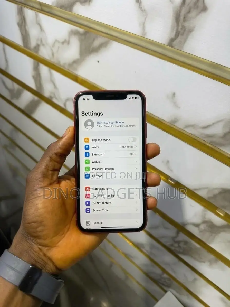 Apple iPhone 11 64 GB Red