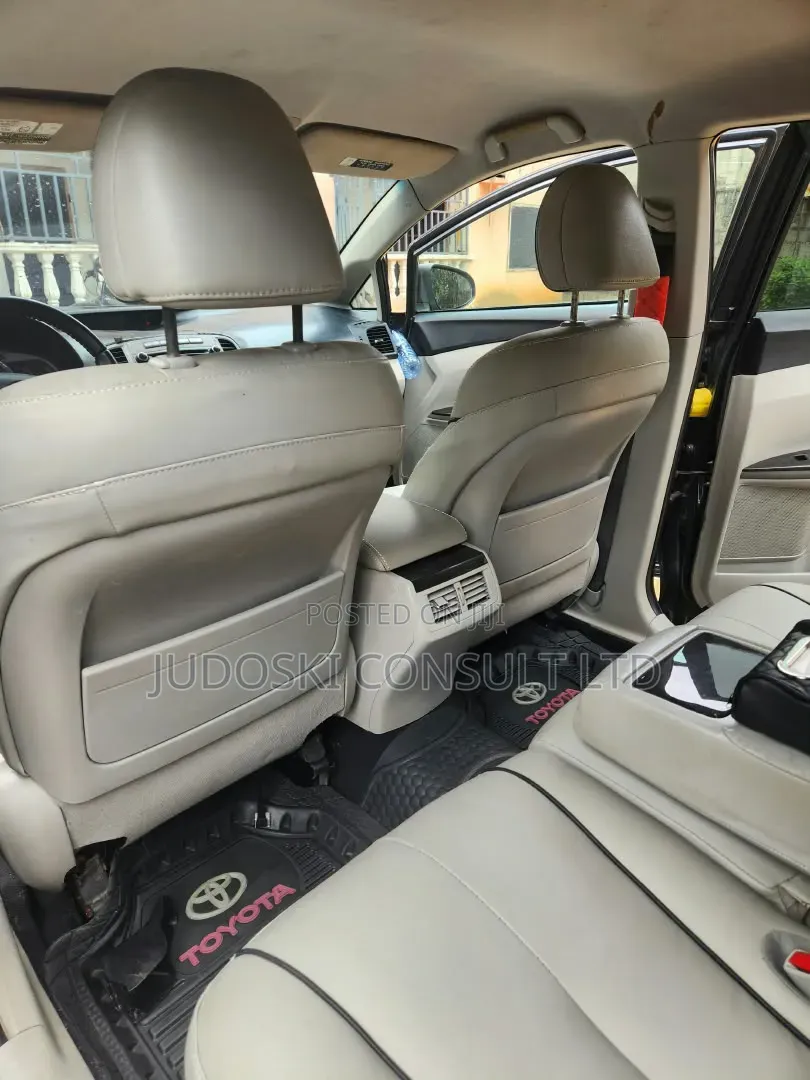 Toyota Venza 2013 Gray
