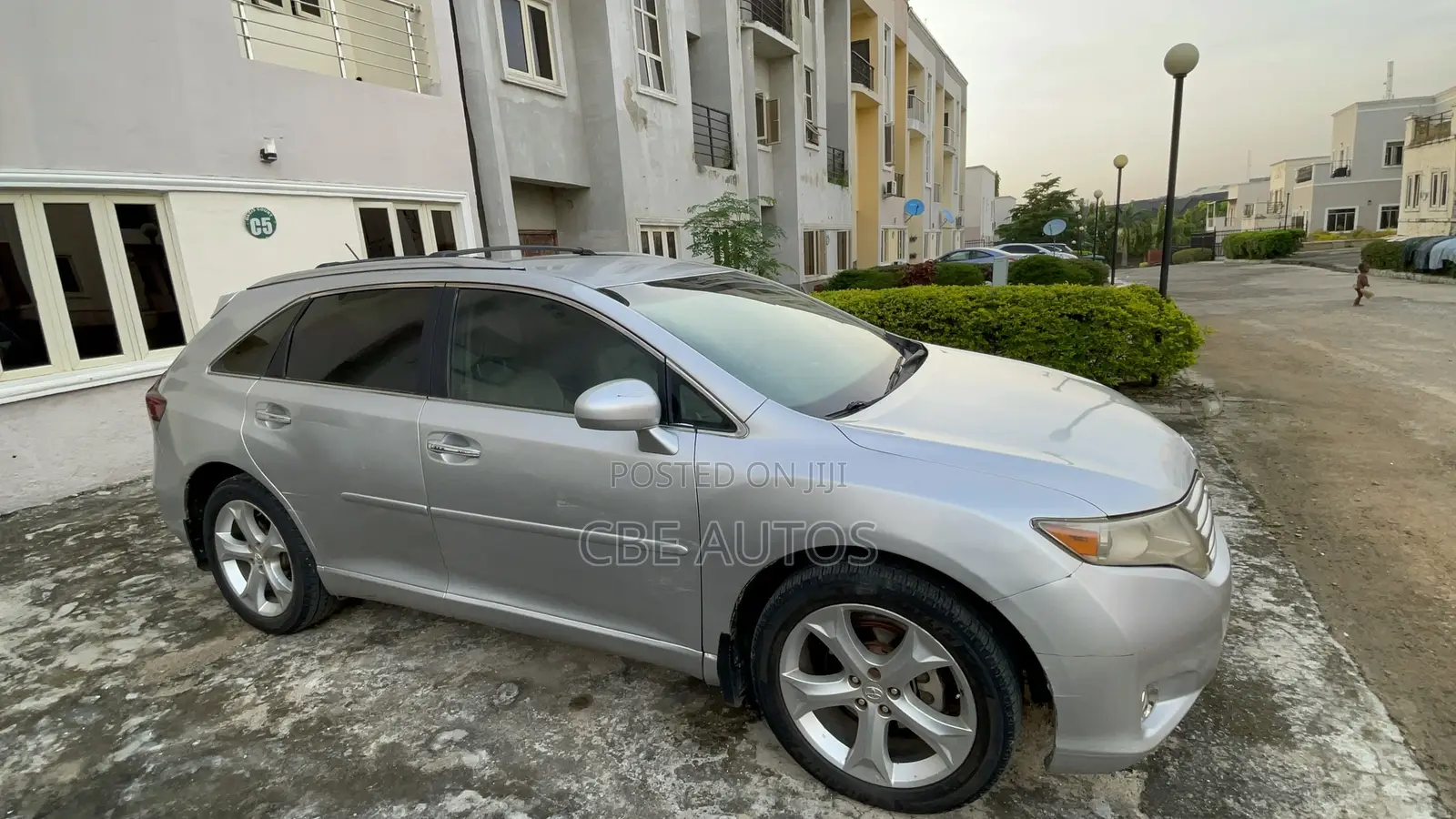 Toyota Venza V6 2010 Silver