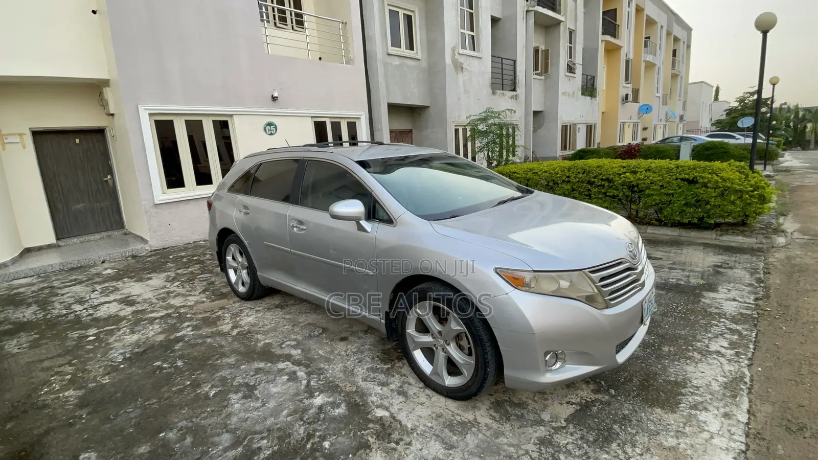 Toyota Venza V6 2010 Silver