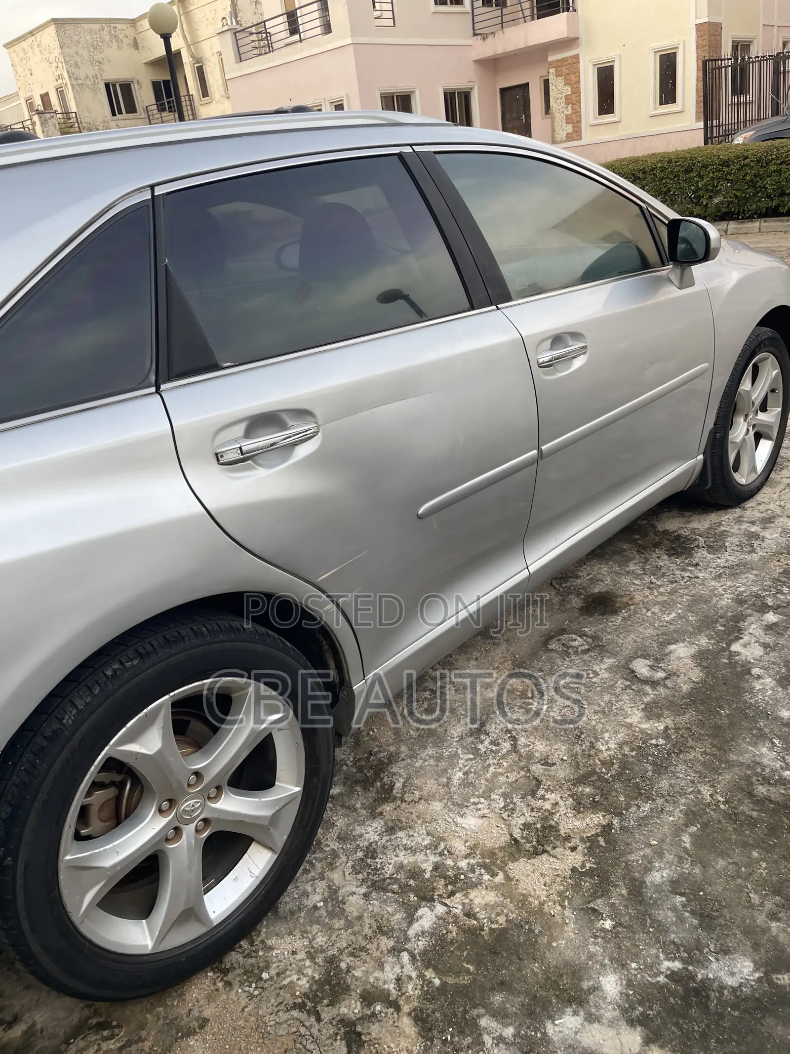 Toyota Venza V6 2010 Silver