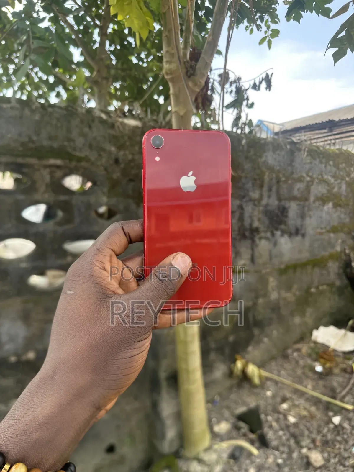 Apple iPhone XR 64 GB Red