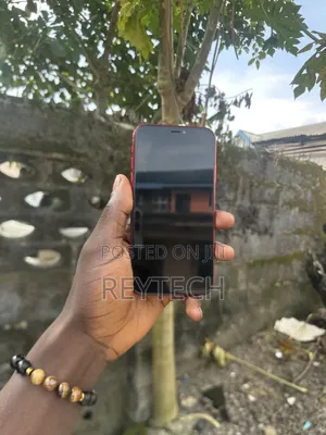 Apple iPhone XR 64 GB Red