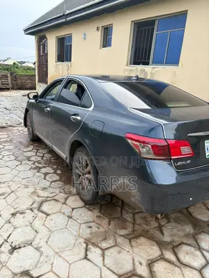 Lexus ES 350 2011 Blue