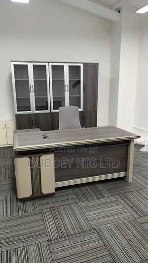 Quality Office With Extension