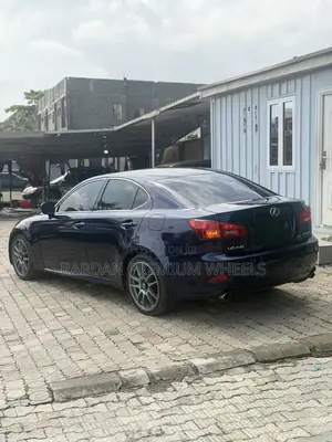 Lexus IS 2010 Blue