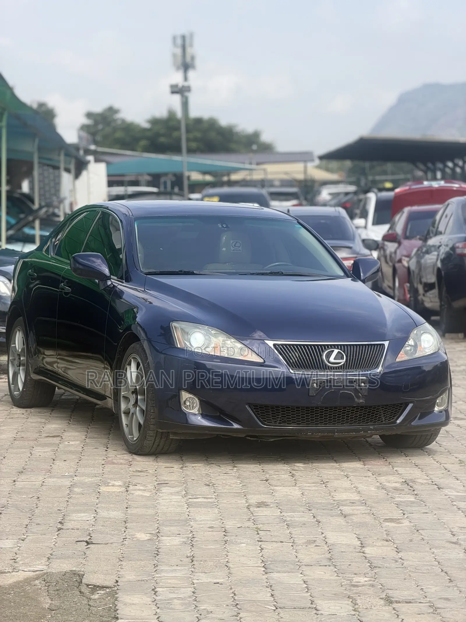 Lexus IS 2010 Blue
