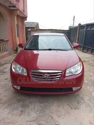 Hyundai Elantra 2010 Red