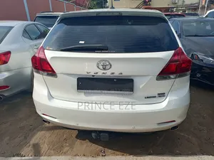 Toyota Venza Limited AWD V6 2013 White