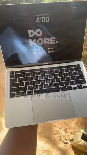 Laptop Apple MacBook Pro 2023 M2 8GB Intel Core i5 SSD 512GB