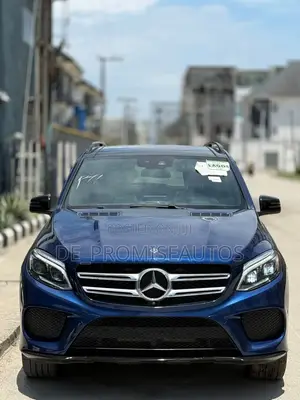 Mercedes-Benz GLE-Class GLE 350 2017 Blue