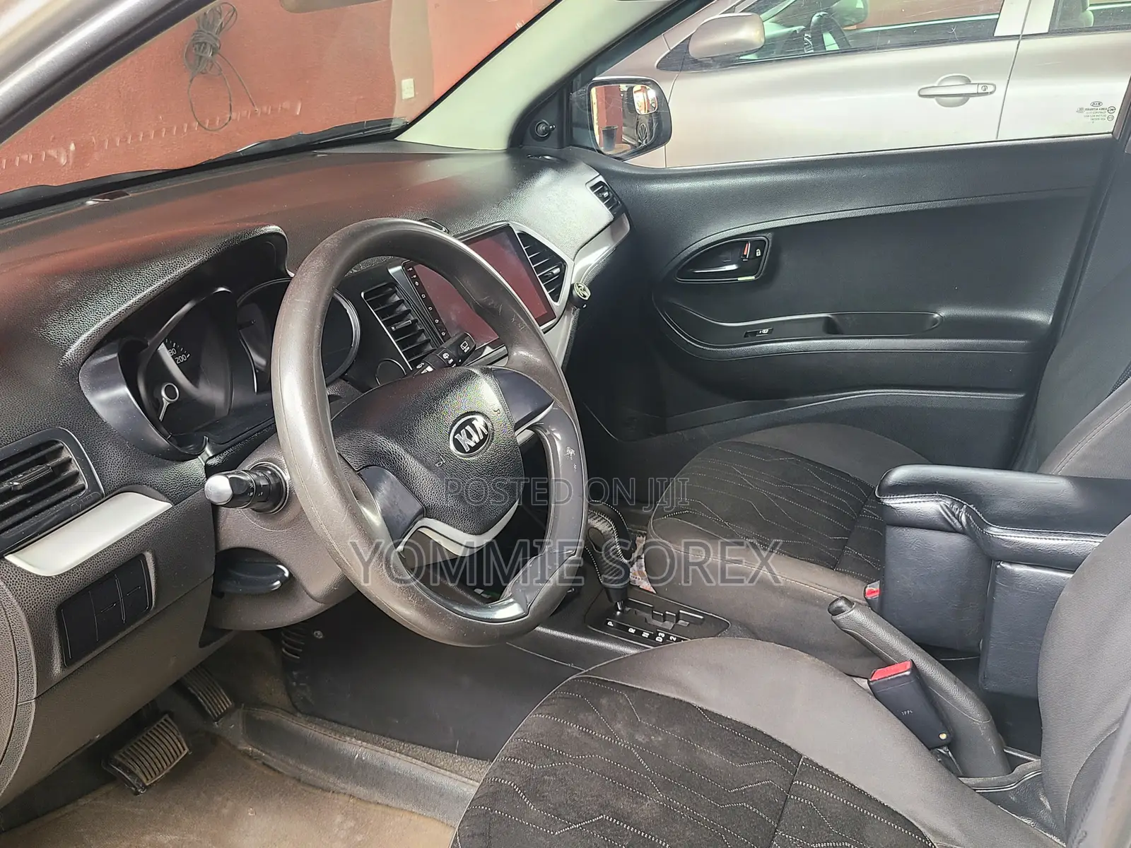 Kia Picanto 1.1 EX Automatic 2012 Silver