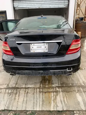 Mercedes-Benz C300 Luxury 4Matic Sedan AWD (3.0L 6cyl 7A) 2010 Black