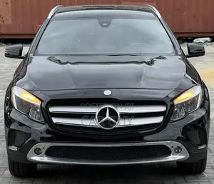 Mercedes-Benz GLA 250 2017 Black