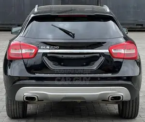 Mercedes-Benz GLA 250 2017 Black