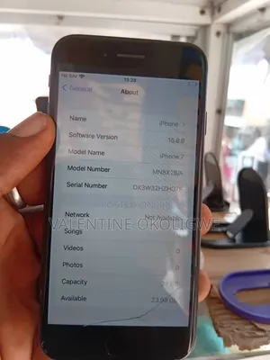 Apple iPhone 7 32 GB Black