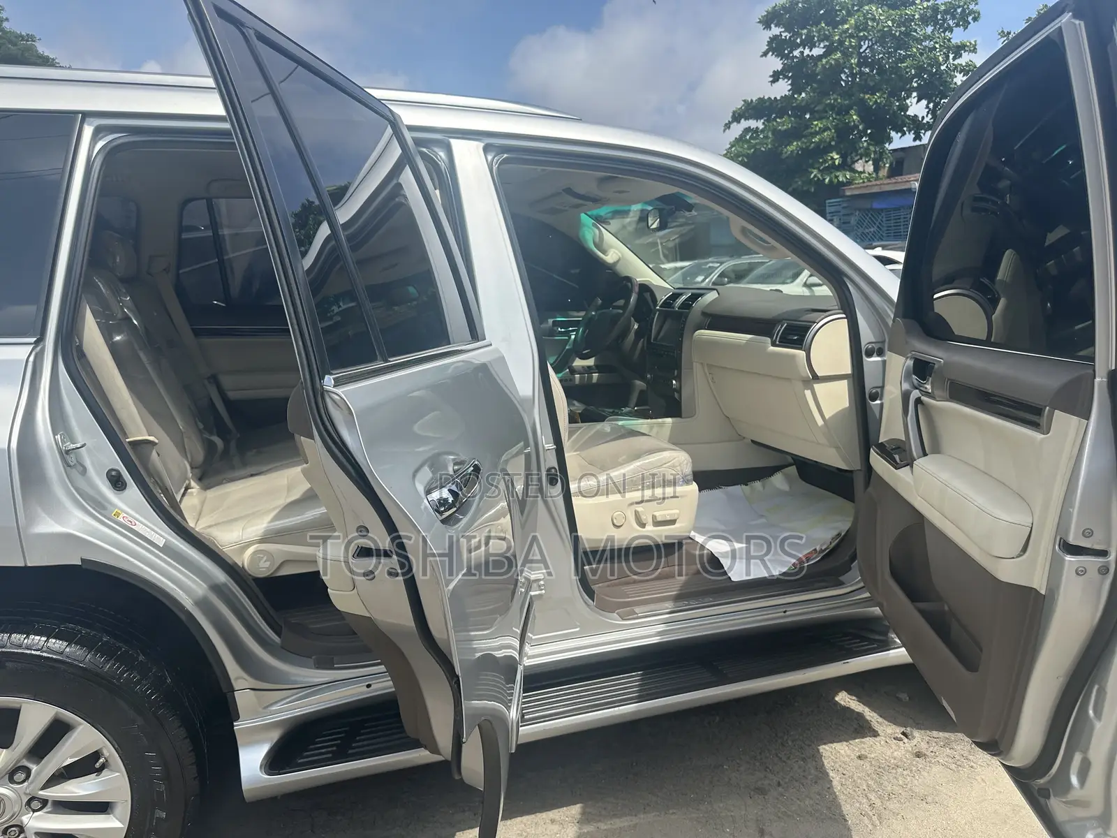 Lexus GX 2016 Silver