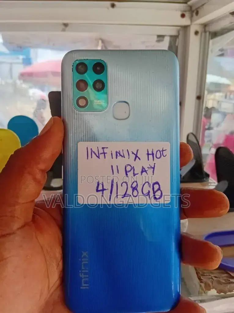 Infinix Hot 11 Play 64 GB Blue