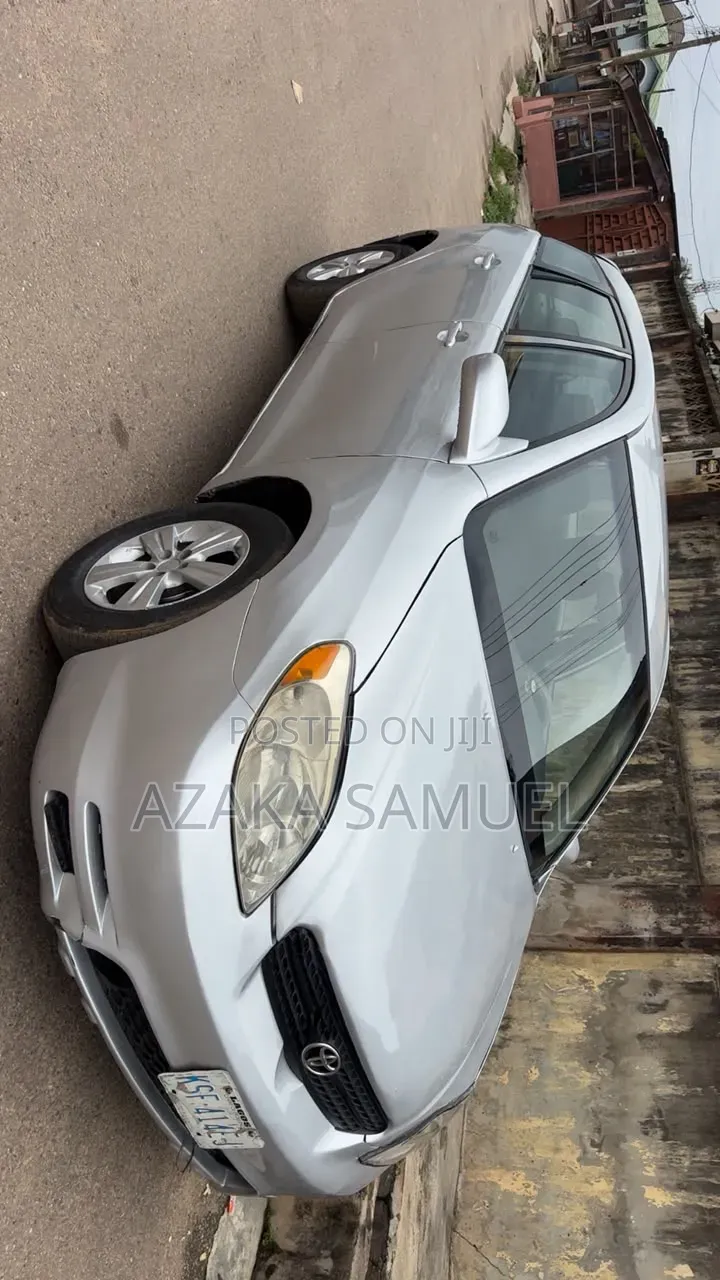 Toyota Matrix 2003 Silver