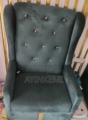 Newly Used Spa Chairs