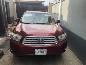 Toyota Highlander V6 2009 Red