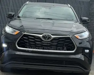 Toyota Highlander 2021 Gray