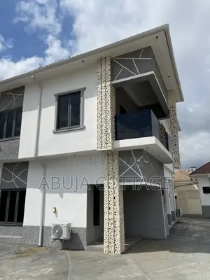 Furnished 6bdrm Duplex in Apo Resettlement for sale