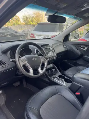 Hyundai Tucson 2013 Silver