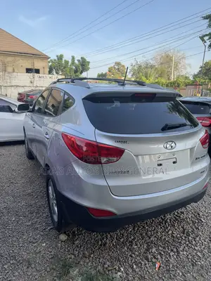 Hyundai Tucson 2013 Silver