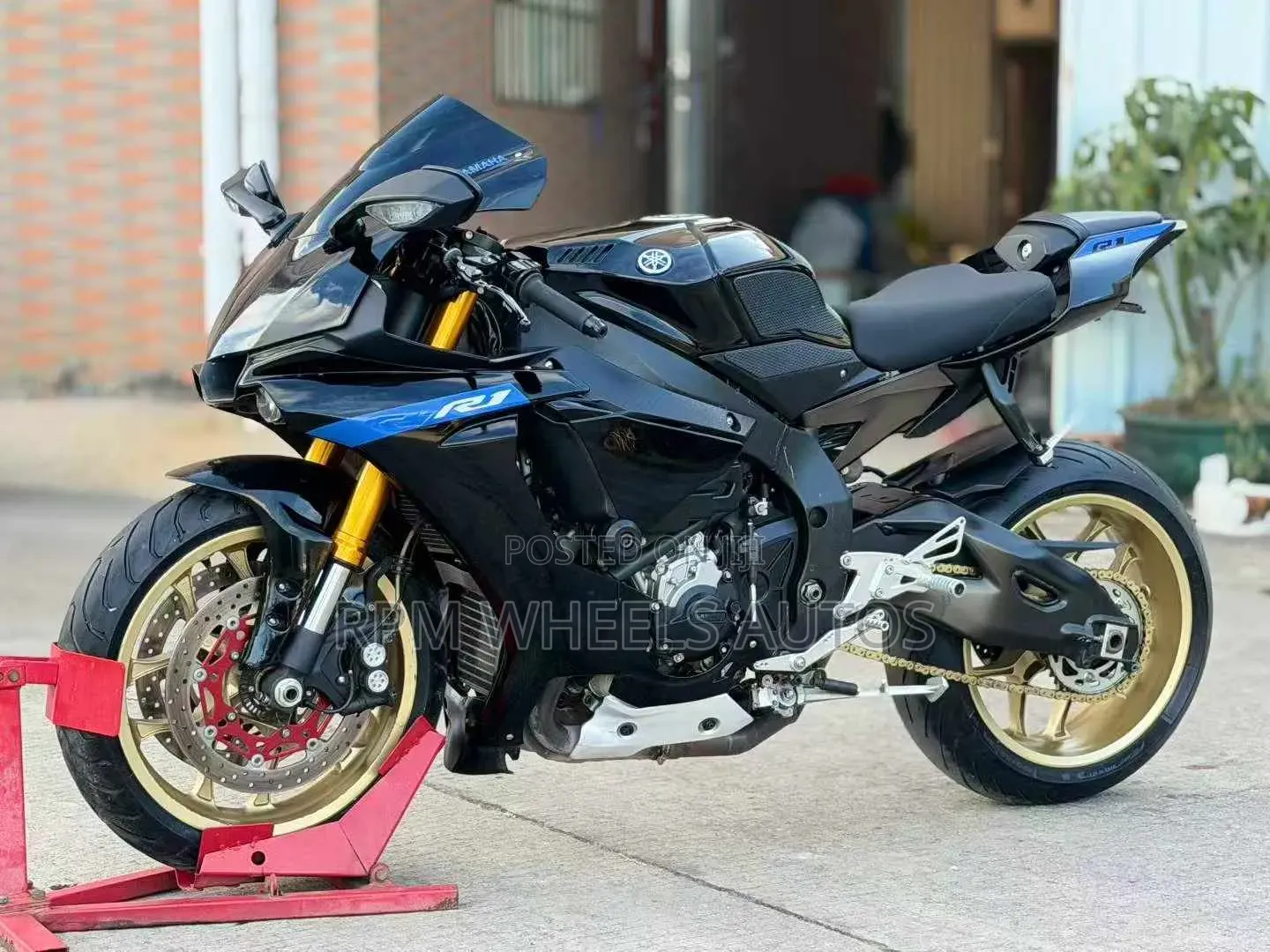 Yamaha R1 2016 Black