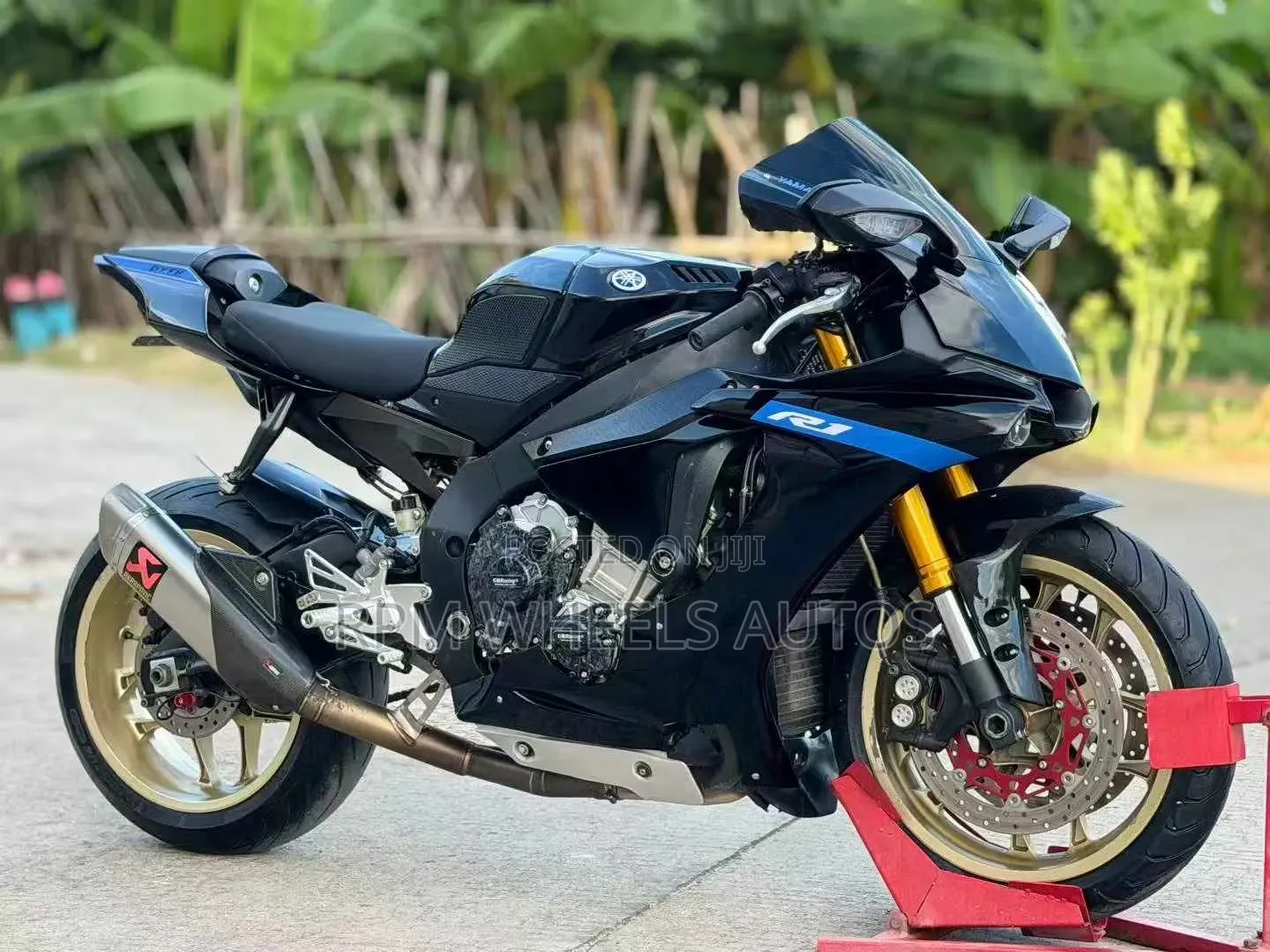 Yamaha R1 2016 Black