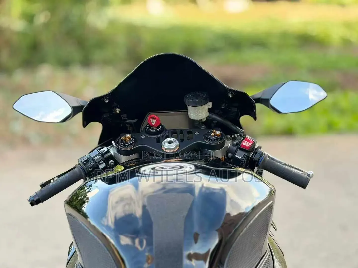 Yamaha R1 2016 Black