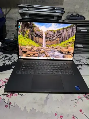 New Laptop Dell Precision 5680 32GB Intel Core i7 SSD 1T