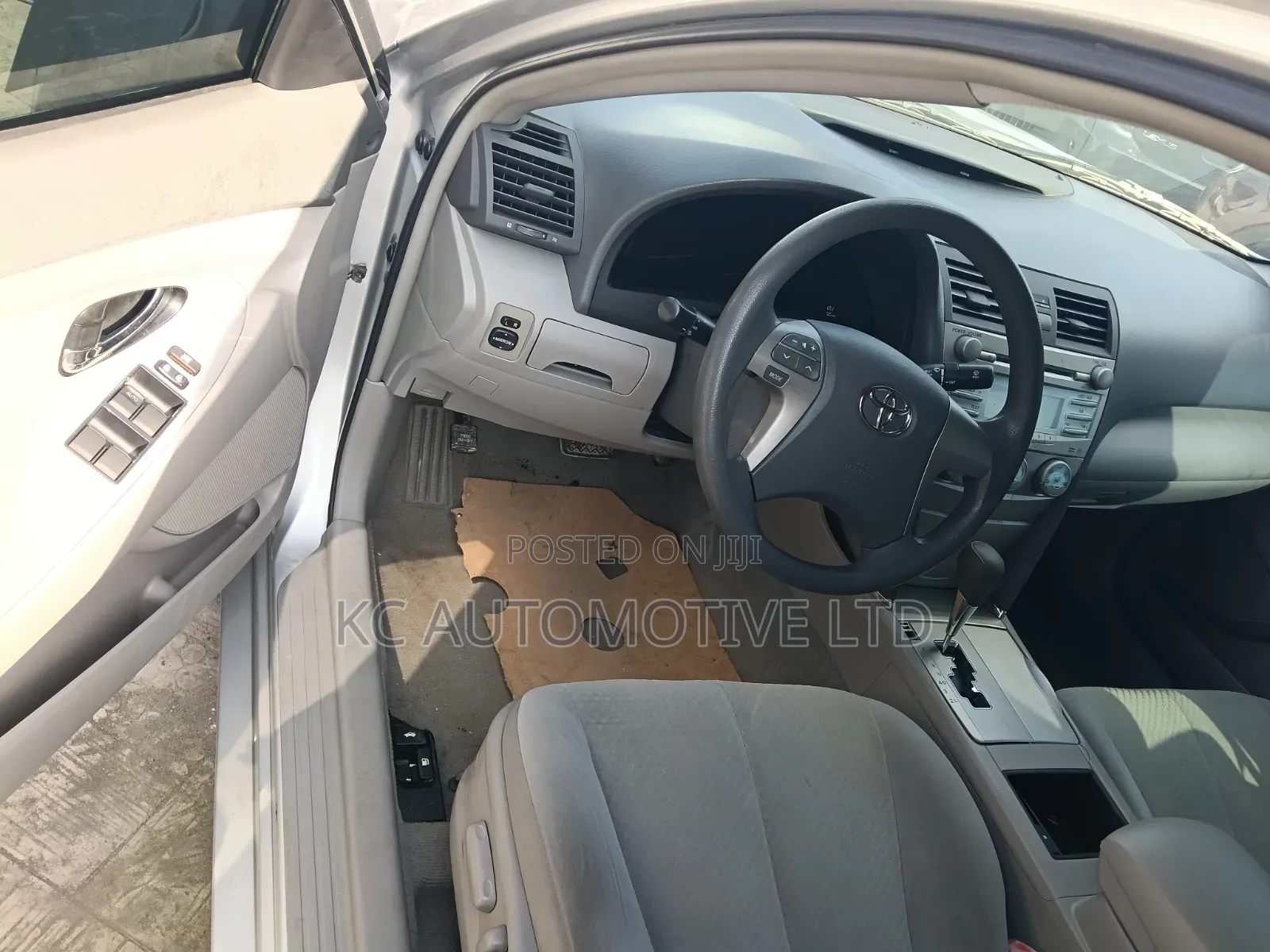 Toyota Camry 2009 Silver