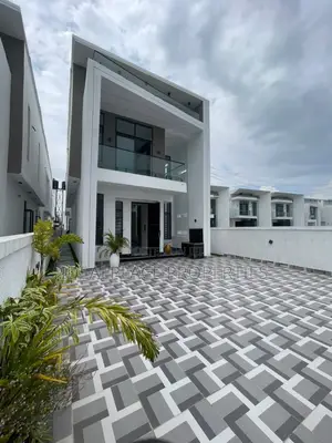 5bdrm Duplex in Ajah for sale
