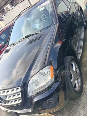Mercedes-Benz M Class 2011 Black