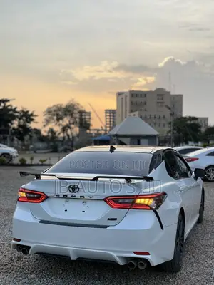 Toyota Camry XSE V6 2022 White