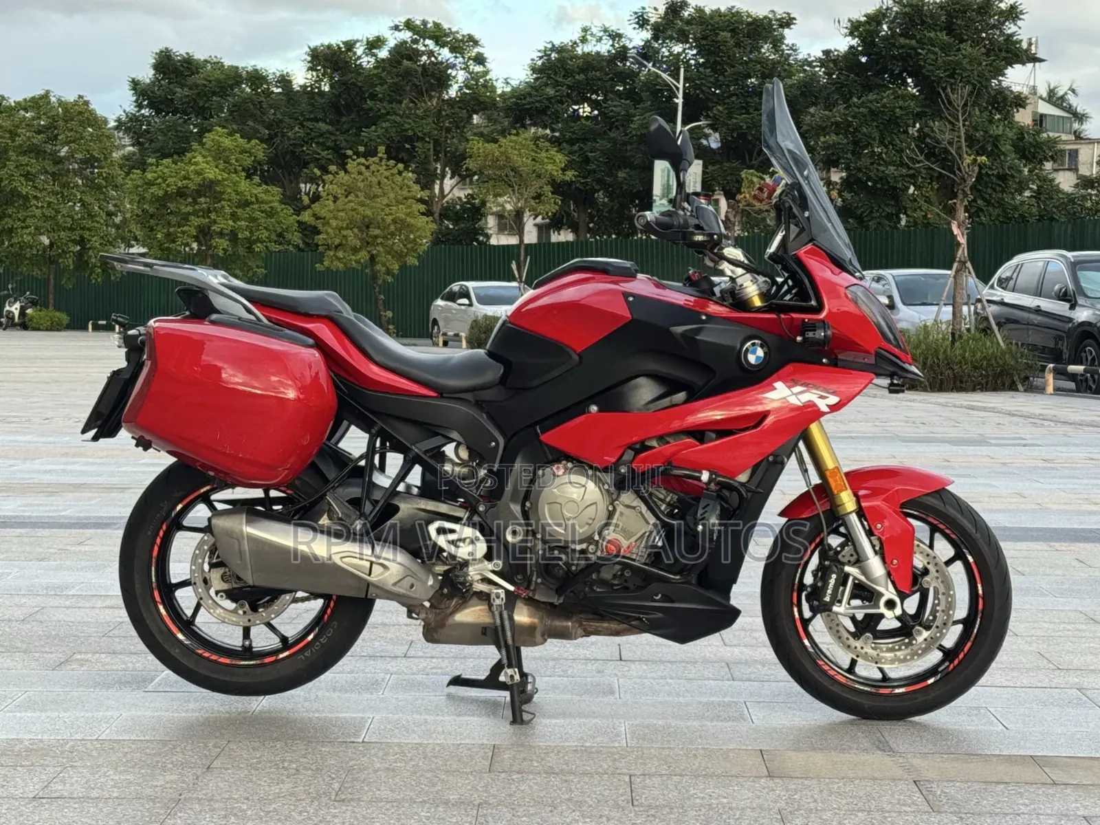 BMW S 1000 XR 2018 Red