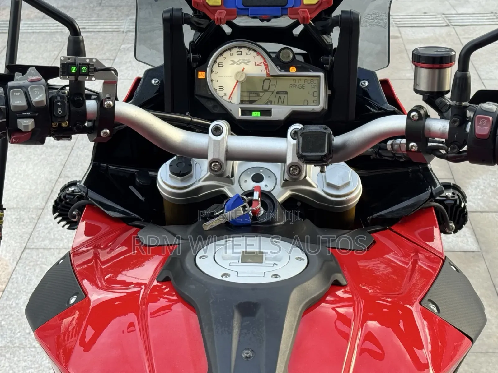 BMW S 1000 XR 2018 Red