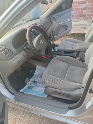 Toyota Camry 2004 Silver