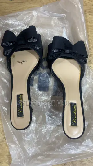 Beautiful Black Ladies’ Bow High Heels